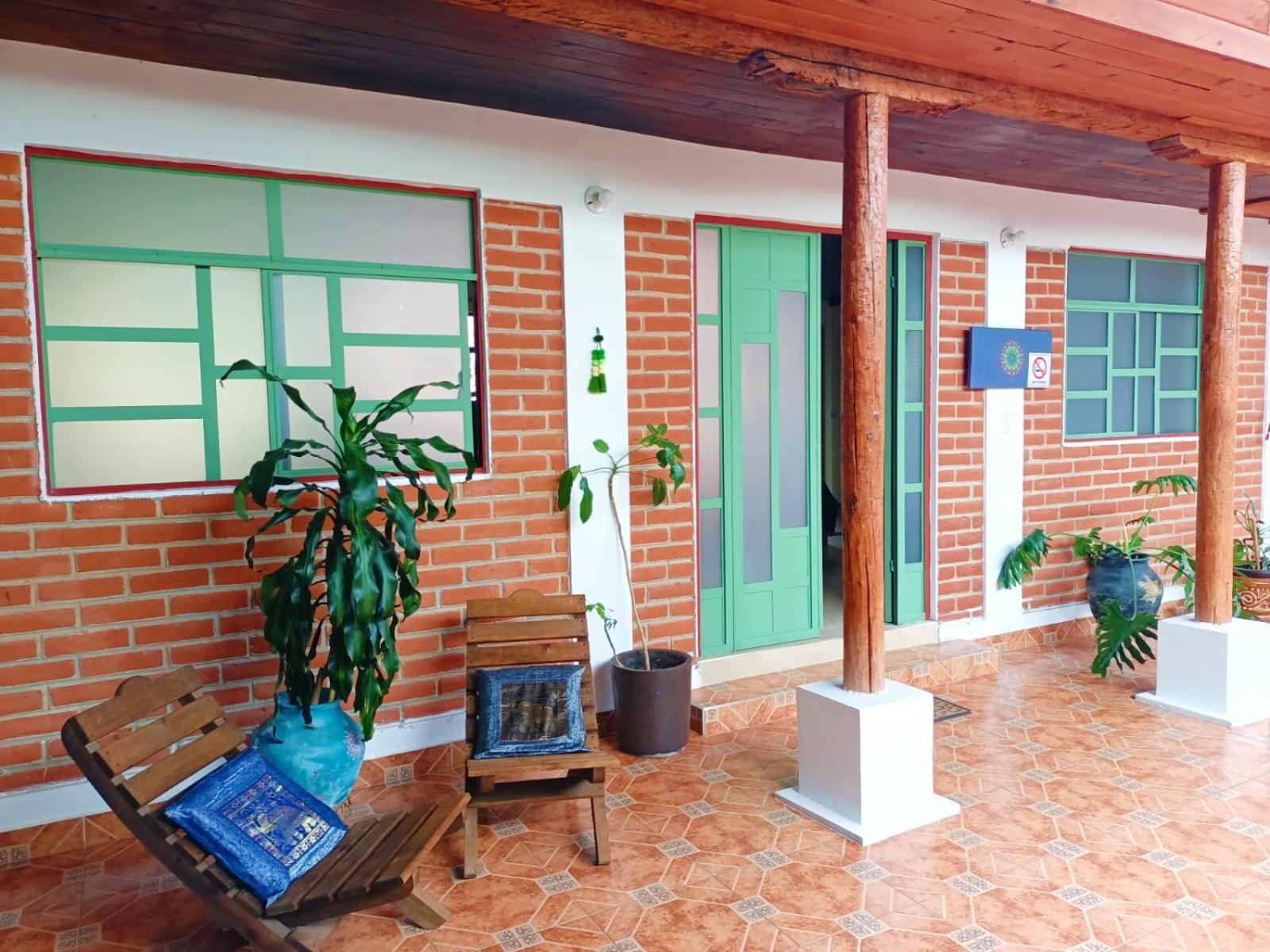 מלון San Cristóbal de Las Casas Casa Flor De Vida מראה חיצוני תמונה